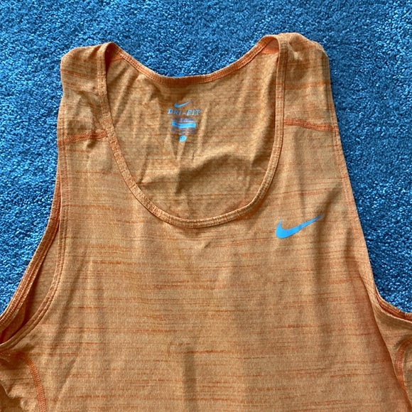 Nike Top SIZE XL - Picture 2 of 5